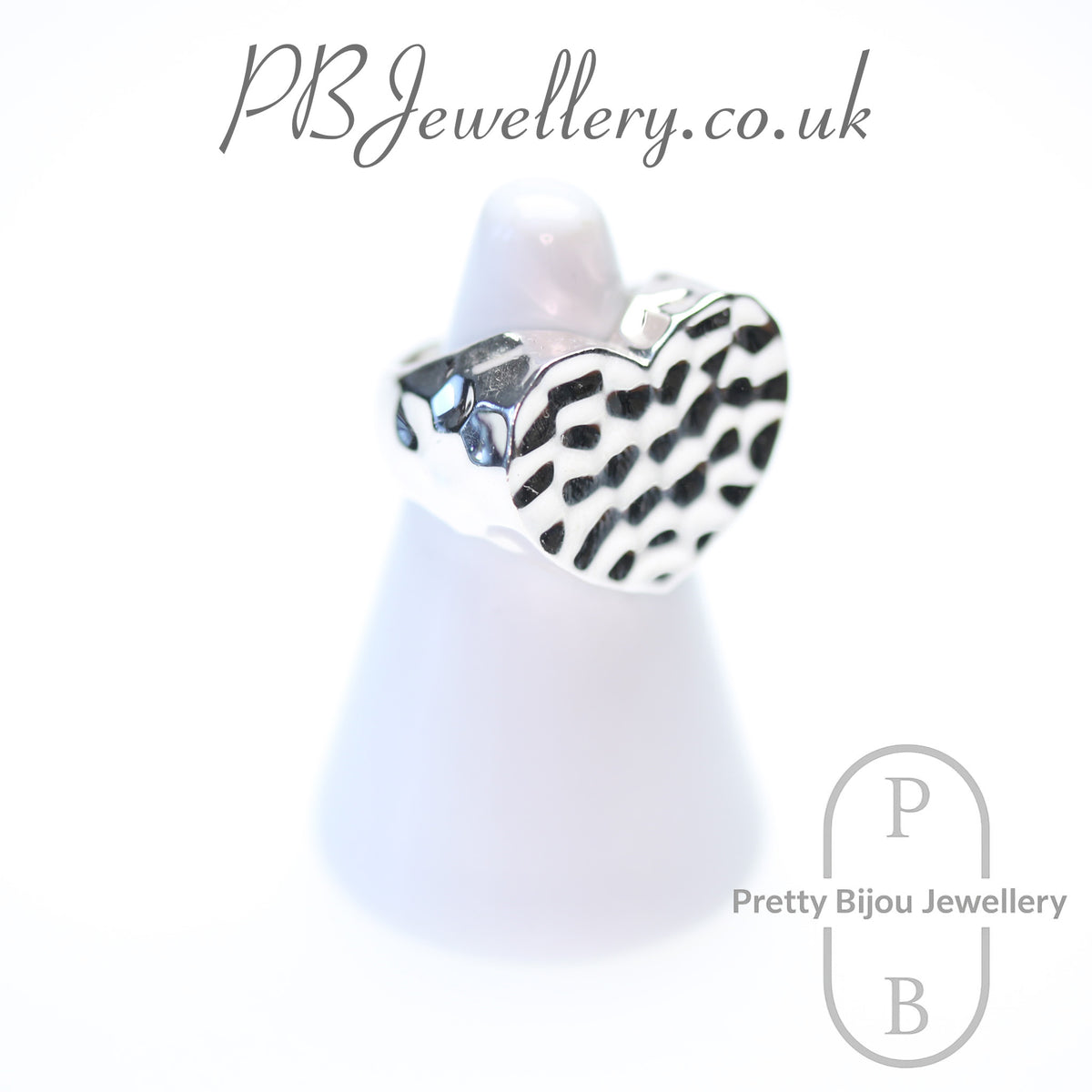 Hammered heart sterling silver ring – view 3