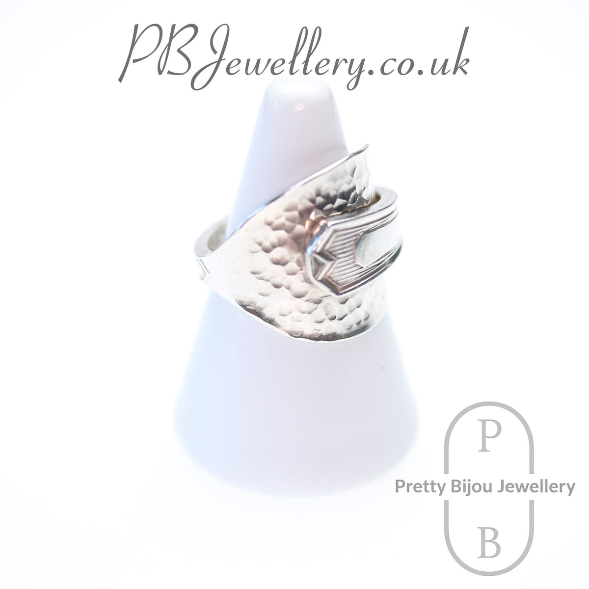 Handcrafted wrap ring made from a 1941 silver spoon, size T – view 3