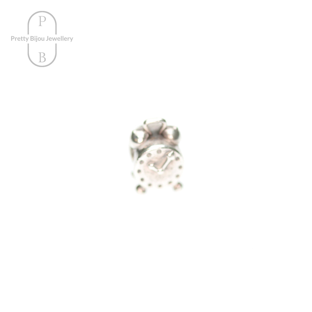 Pandora alarm clock charm in sterling silver – close-up 1